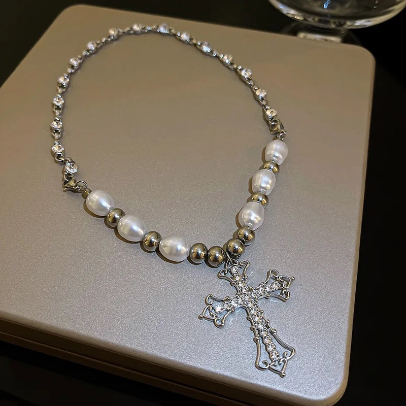 Kelly Pearl Necklace