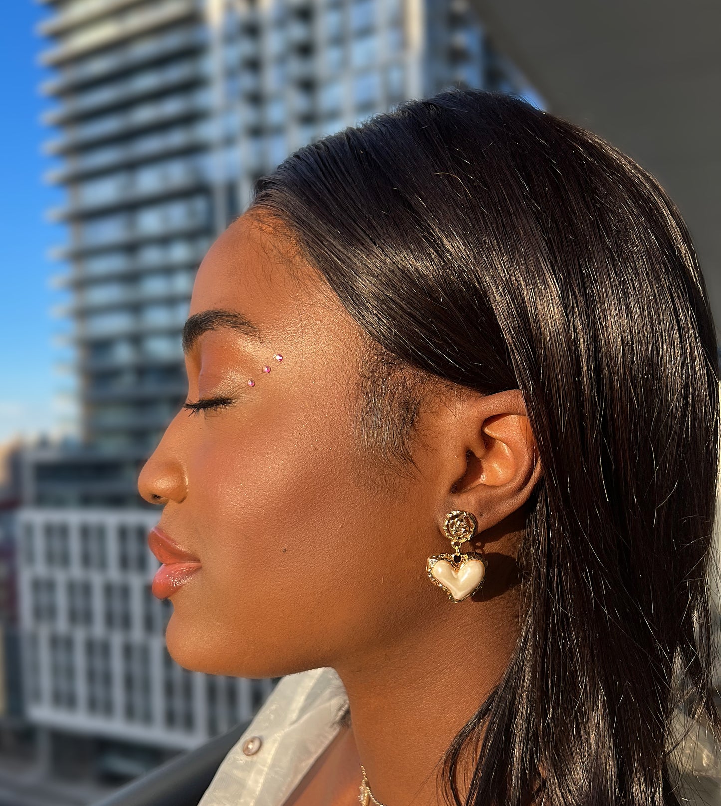 Cora pearl earrings