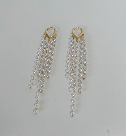 Isis Pearl Earrings