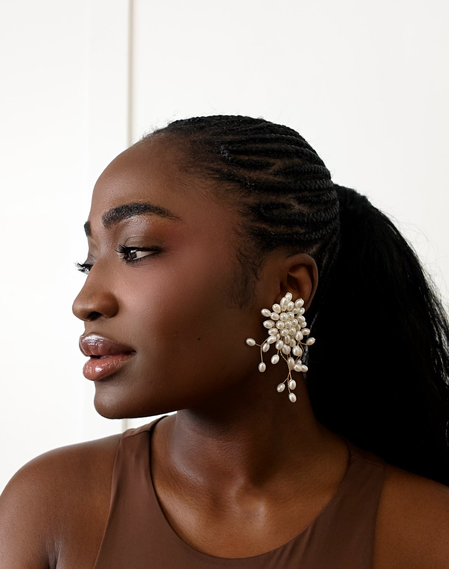 Selene Pearl Earrings