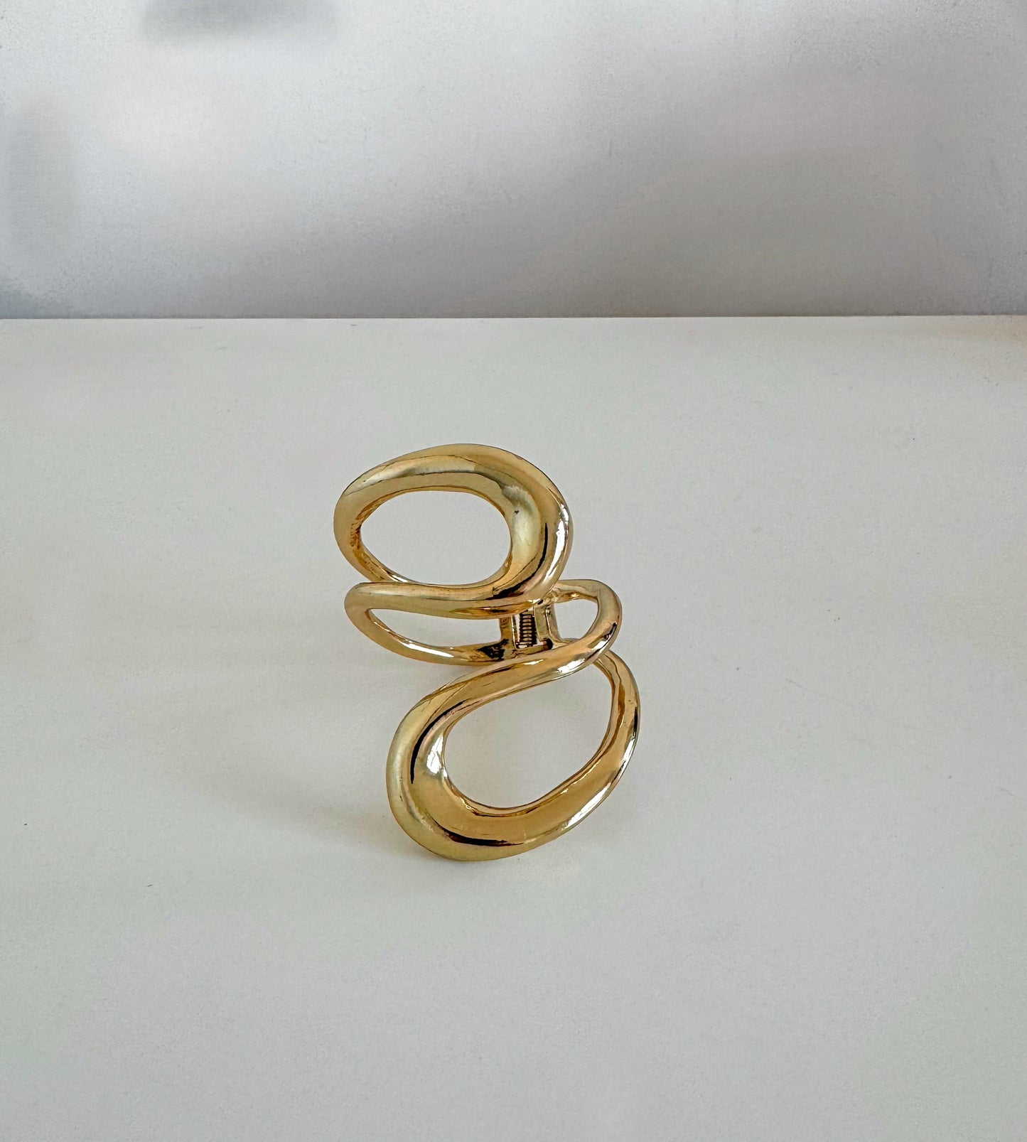 Leto Cuffs