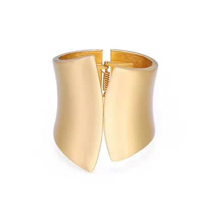 Ushas Cuff