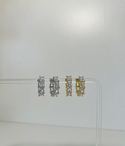 Mini Hera Hoop Earrings